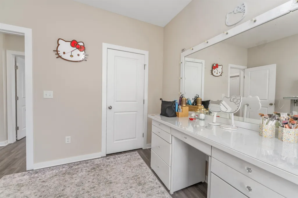 12019 W Shadow Lakes Wichita KS 67205