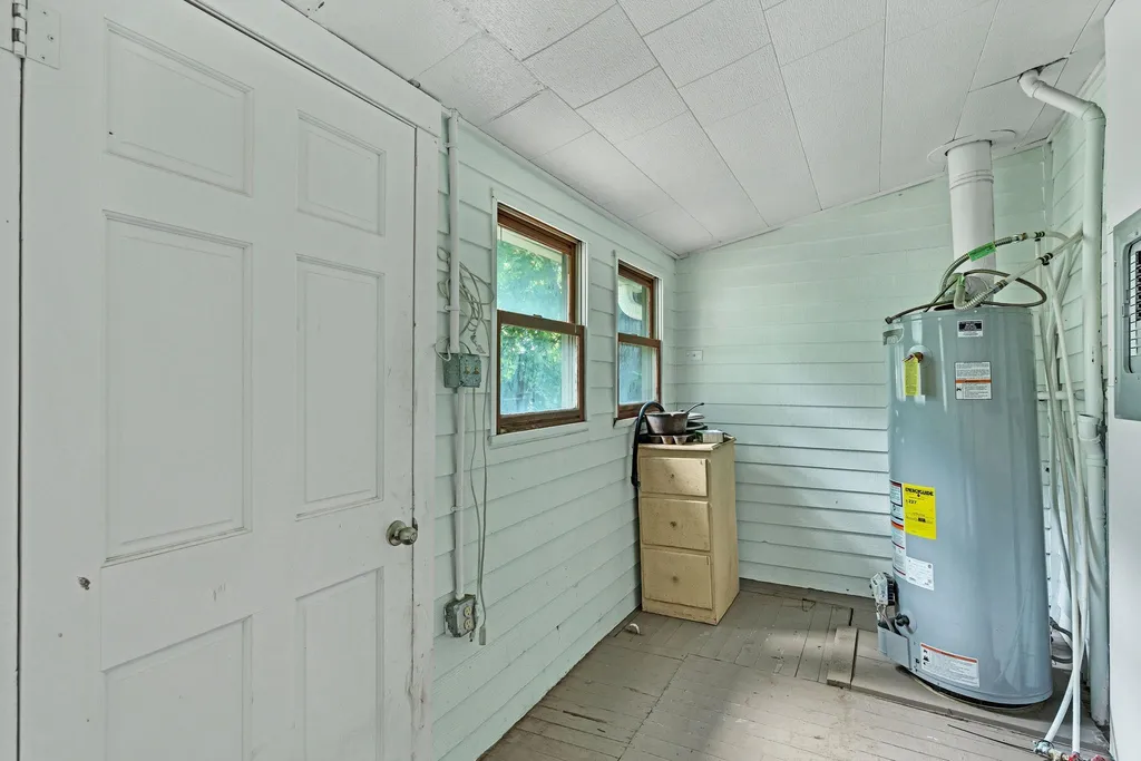 417 W 11th Avenue Winfield KS 67156-3513