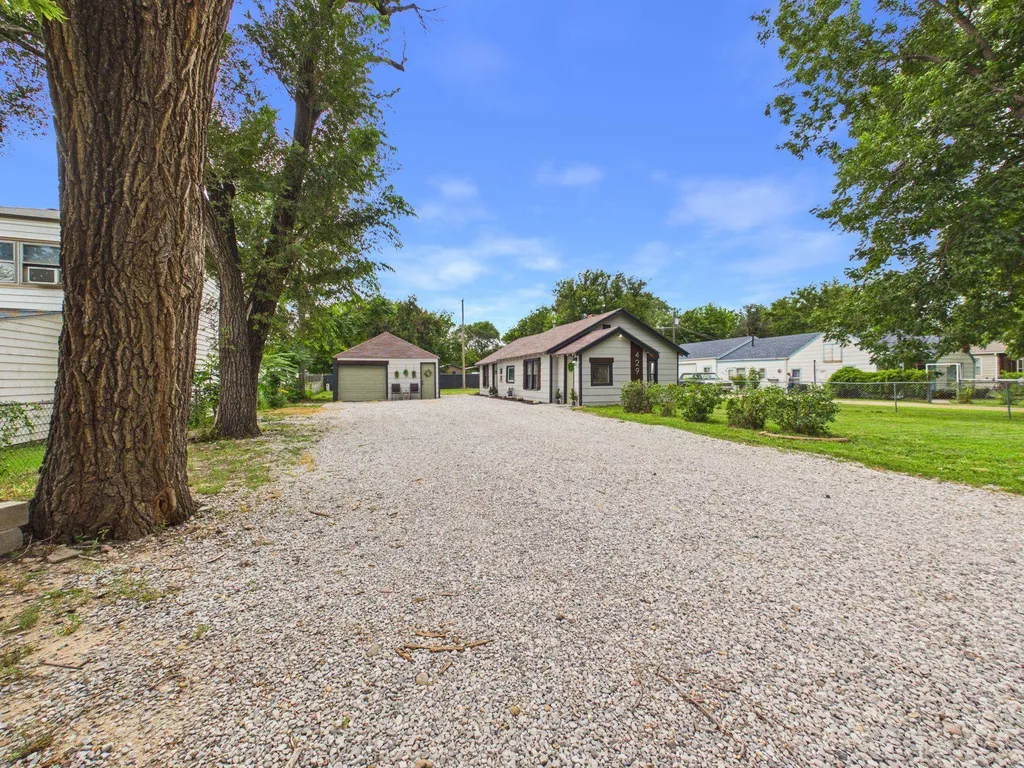 429 S Knight Street Wichita KS 67213