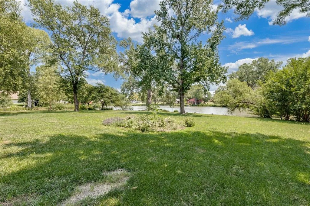 1309 S Bridgewater Drive Wichita KS 67209