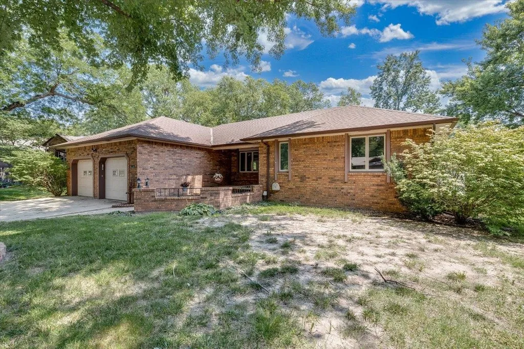 1309 S Bridgewater Drive Wichita KS 67209