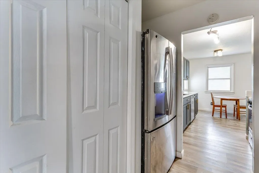 6413 N Longmont Park City KS 67219
