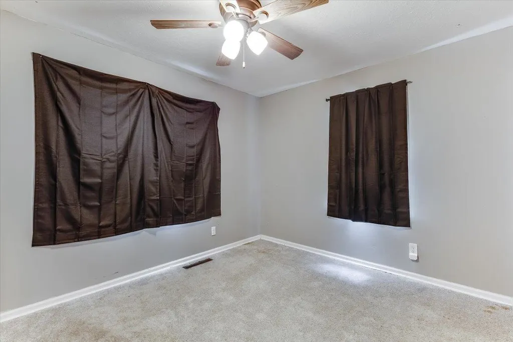 6413 N Longmont Park City KS 67219