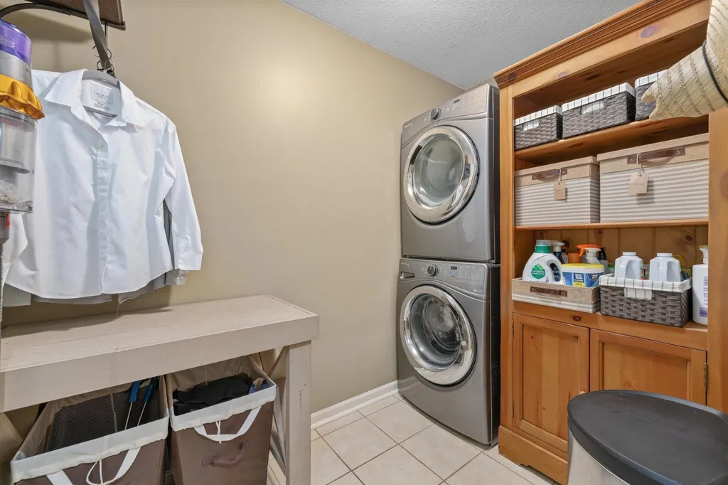 3159 W Keywest Court Wichita KS 67204