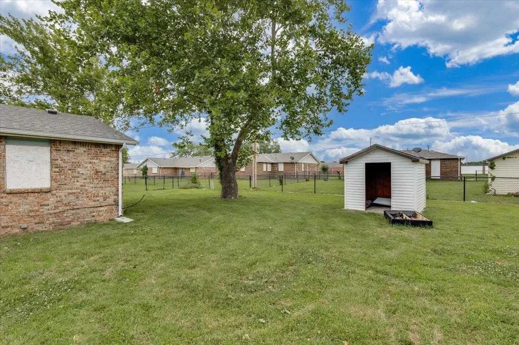 7031 W Frazier Lane Wichita KS 67212