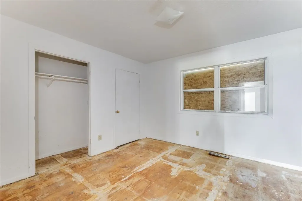 545 N Summitlawn Wichita KS 67212
