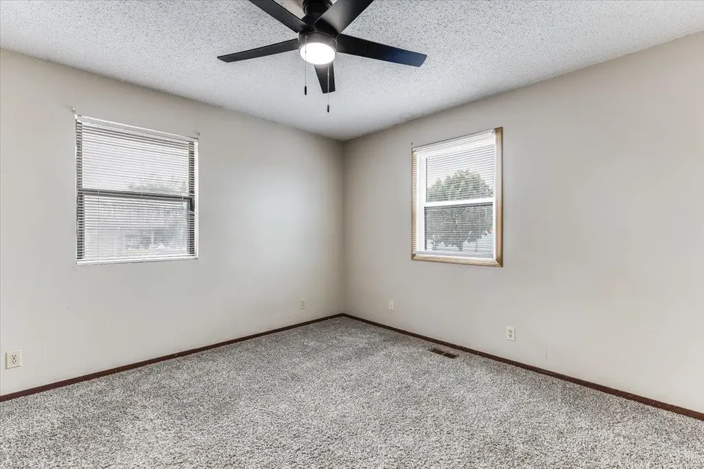 2513 W Savannah Avenue Wichita KS 67217