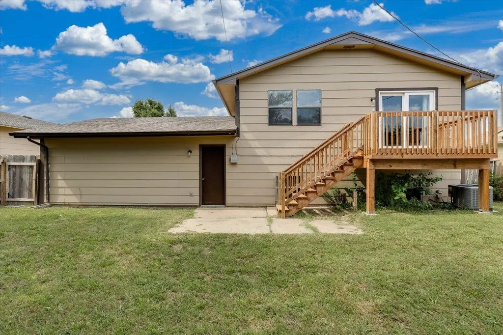 2513 W Savannah Avenue Wichita KS 67217
