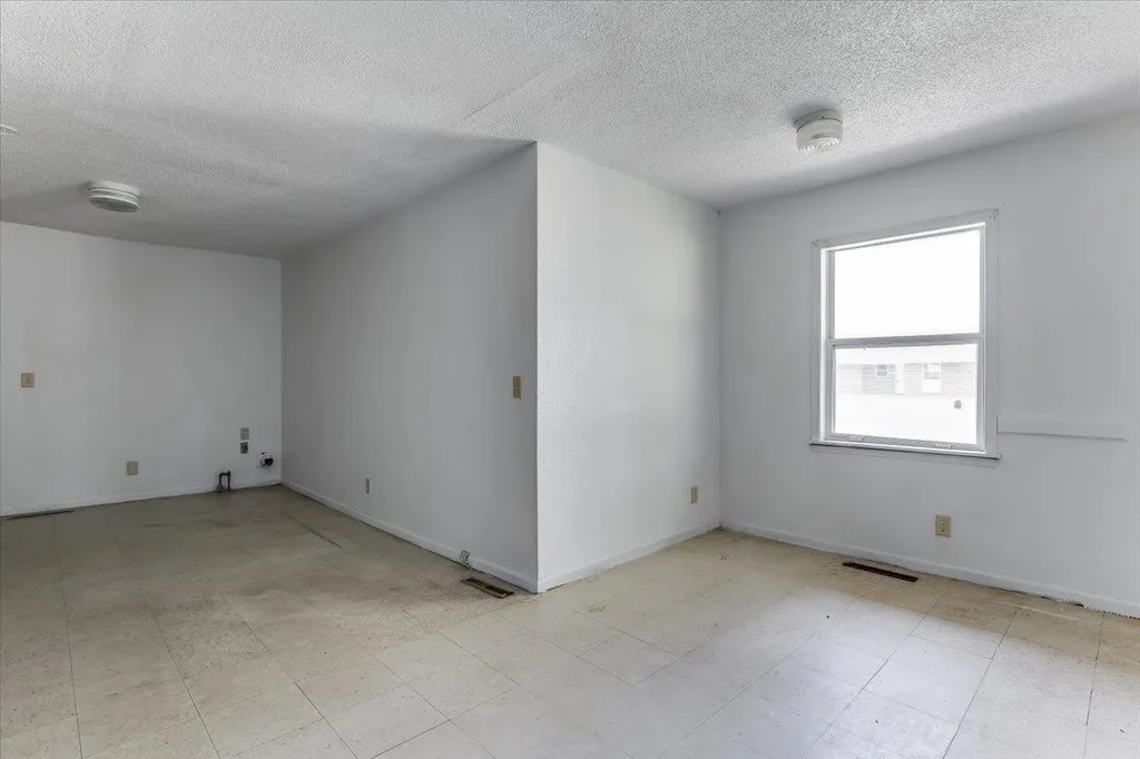 7025 W Frazier Wichita KS 67212