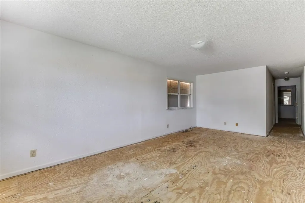 7025 W Frazier Wichita KS 67212