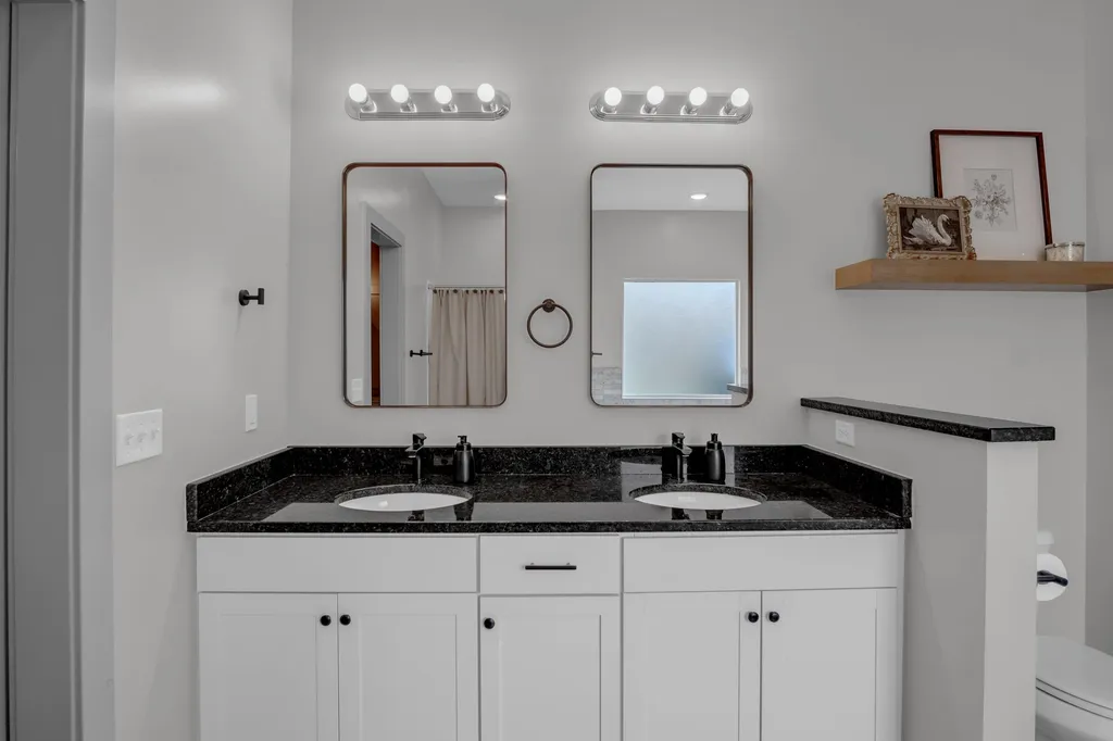 8857 N Hidden Lane Park City KS 67147