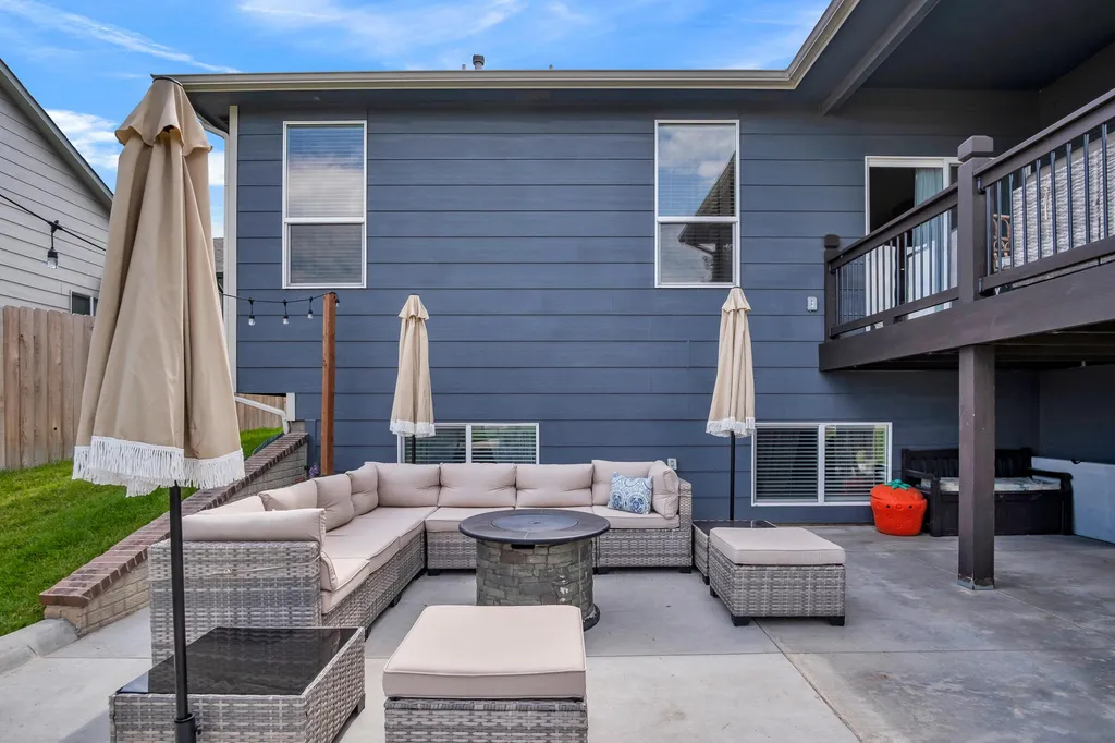 8857 N Hidden Lane Park City KS 67147