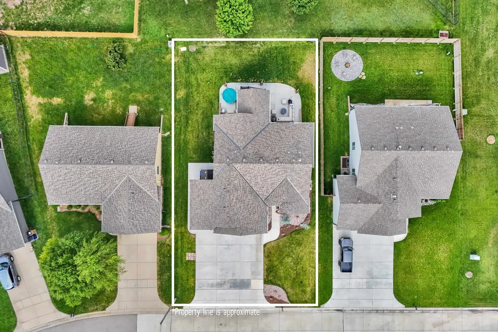 8857 N Hidden Lane Park City KS 67147