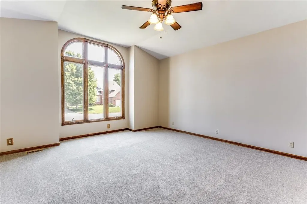 148 N Forestview Wichita KS 67235