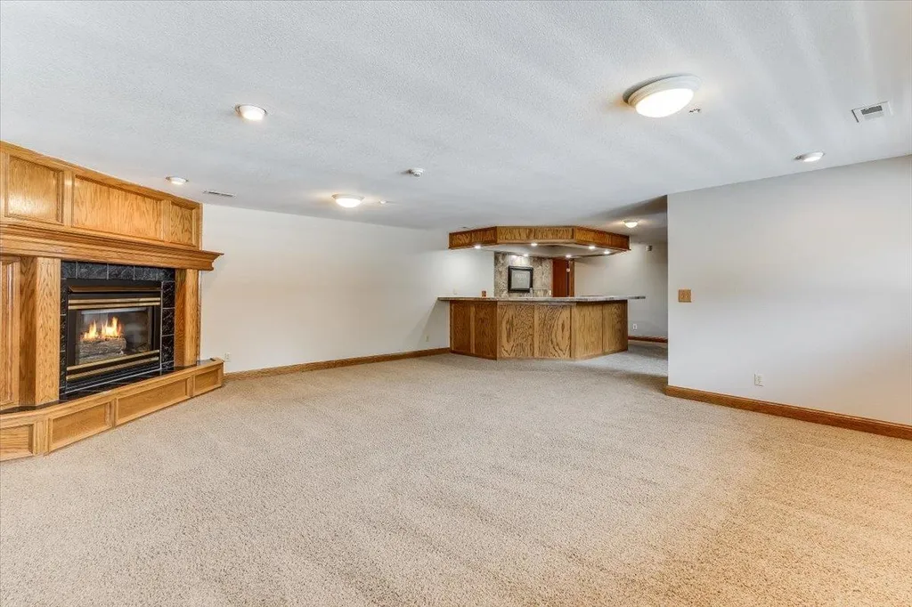 148 N Forestview Wichita KS 67235