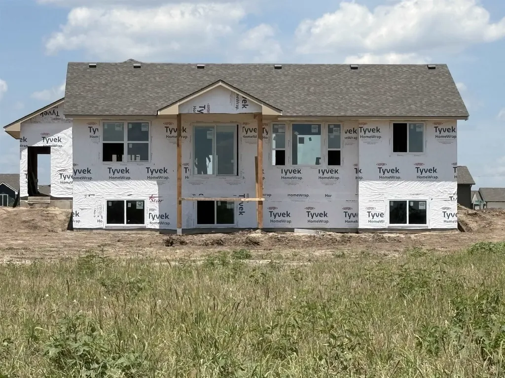 213 E Hanscom Street Derby KS 67037