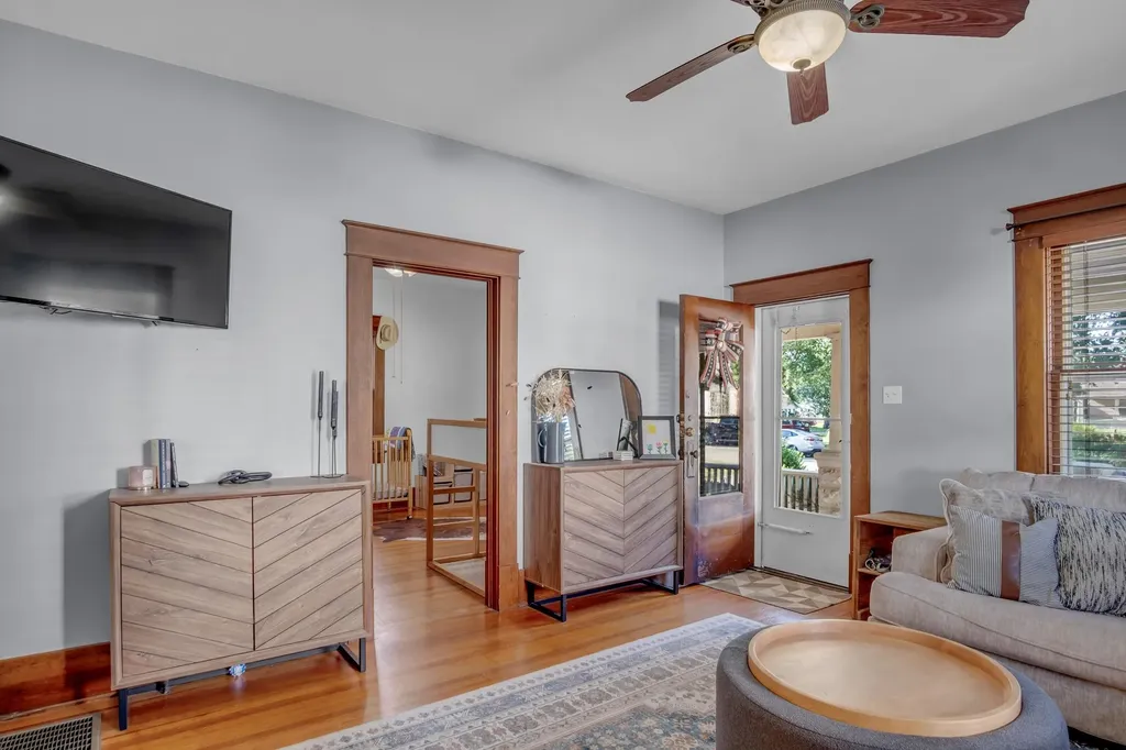 620 E 4th Street Newton KS 67114