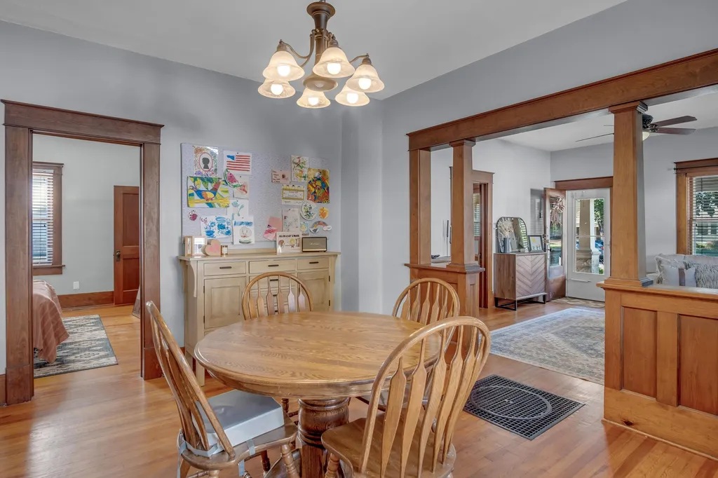 620 E 4th Street Newton KS 67114