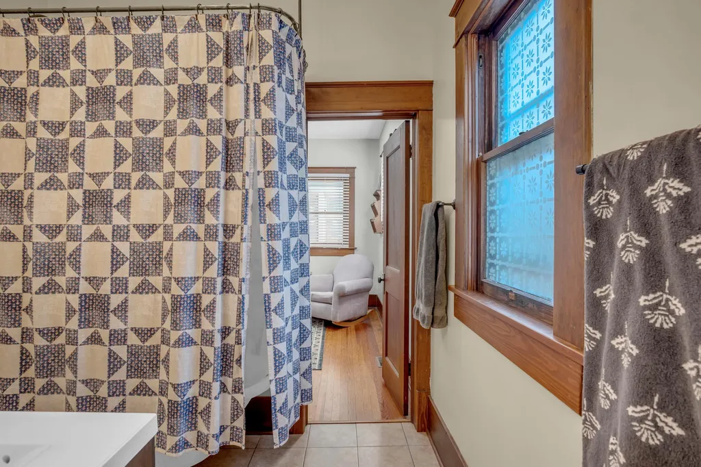 620 E 4th Street Newton KS 67114