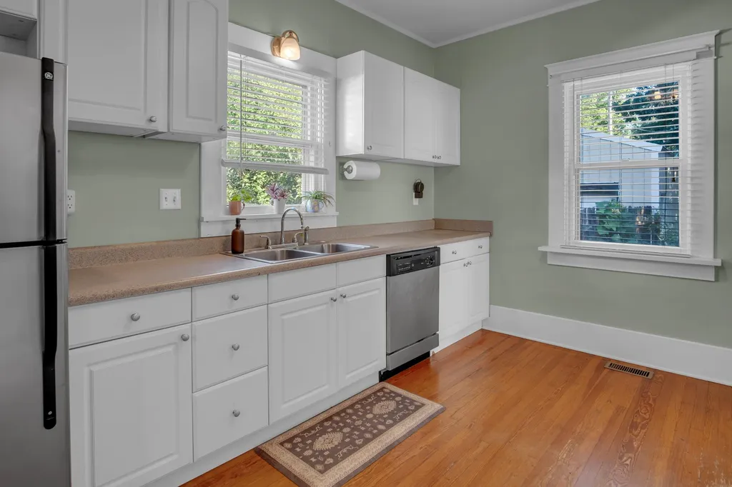 620 E 4th Street Newton KS 67114