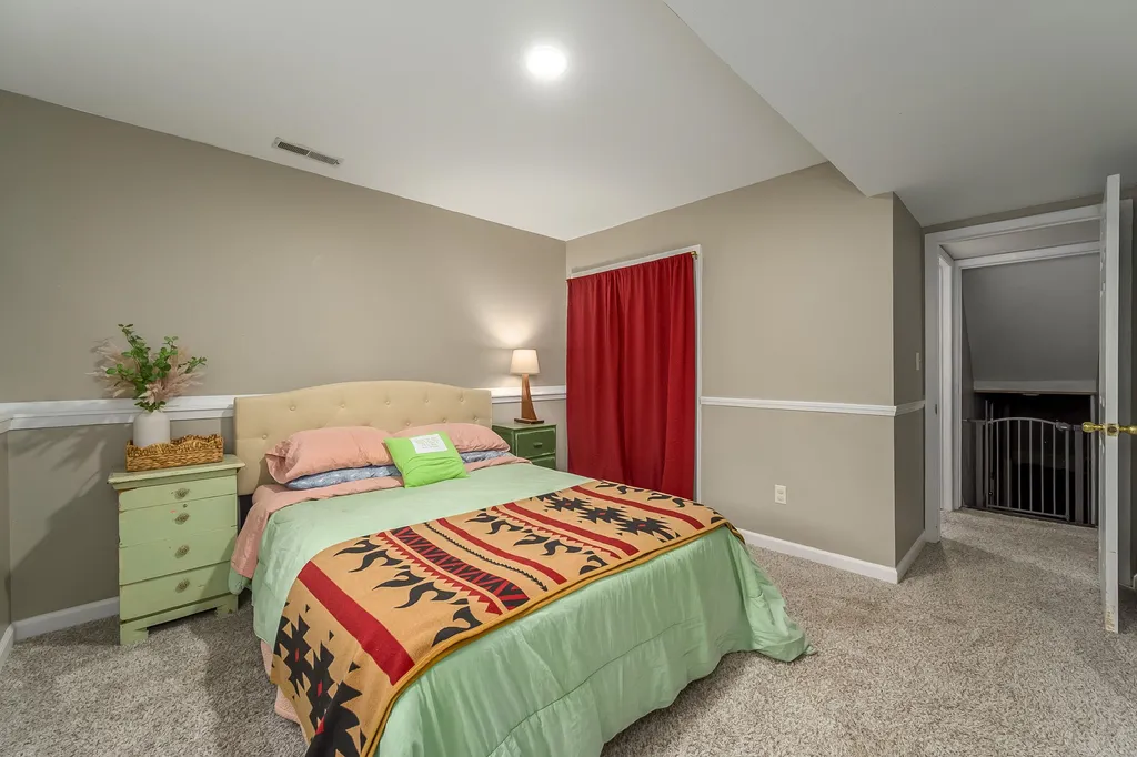 621 N Willow Drive Derby KS 67037-1949