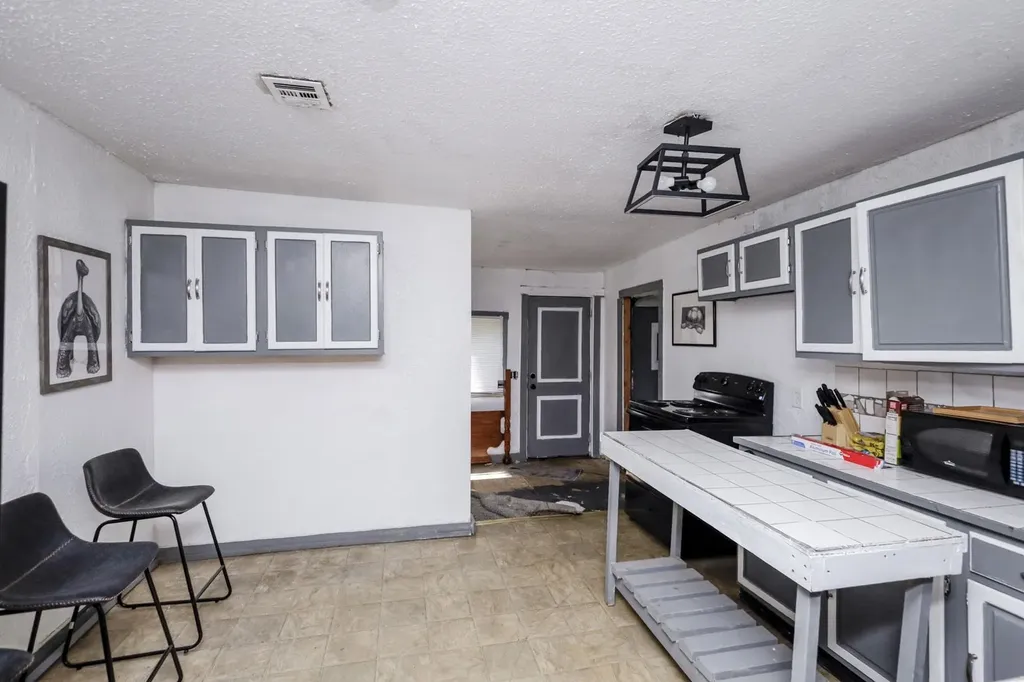 1501 S Wichita Wichita KS 67213