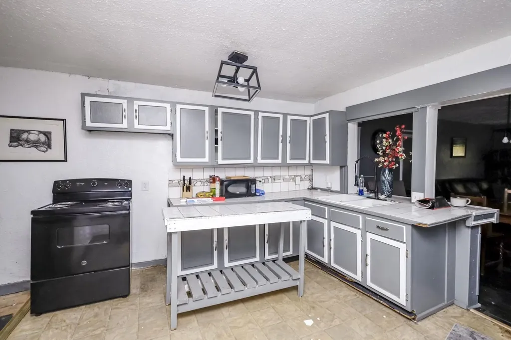 1501 S Wichita Wichita KS 67213