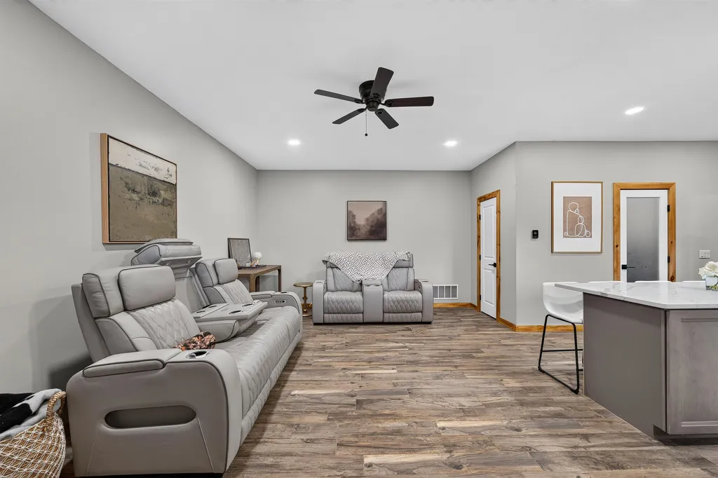 10730 E 103rd Street S Mulvane KS 67110