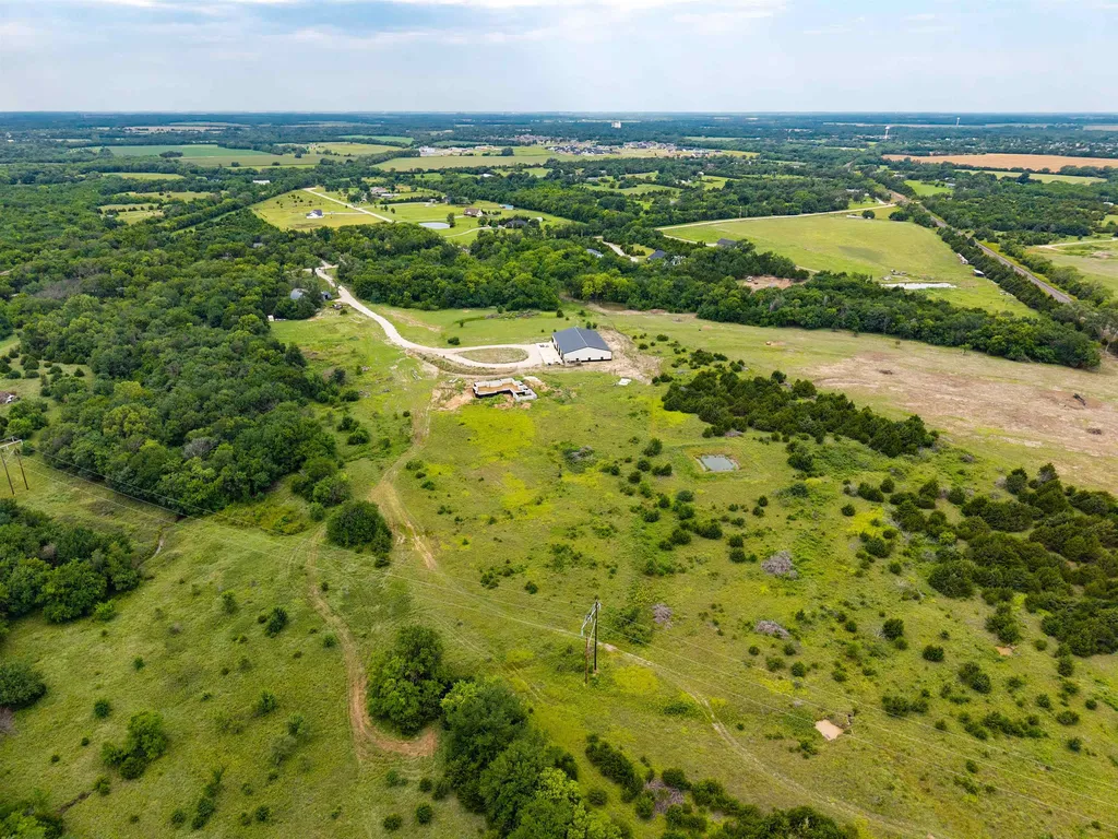 10730 E 103rd Street S Mulvane KS 67110