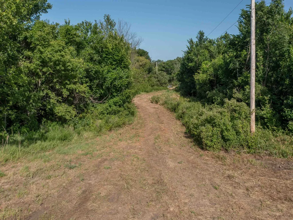 4931 161st Road Atlanta KS 67008