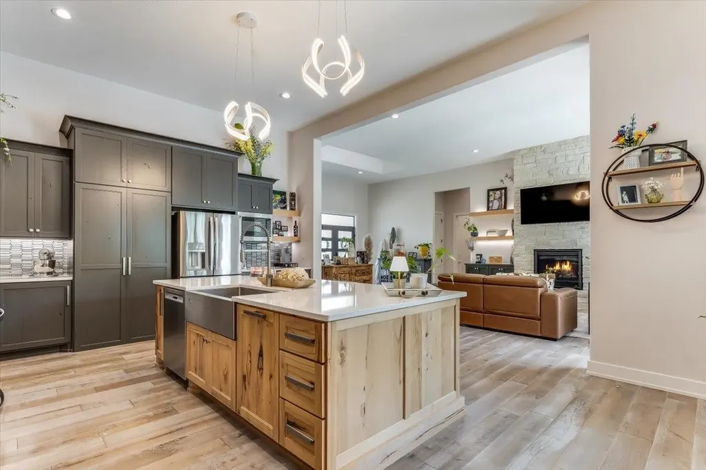 4015 N Fiddlers Cove Maize KS 67101