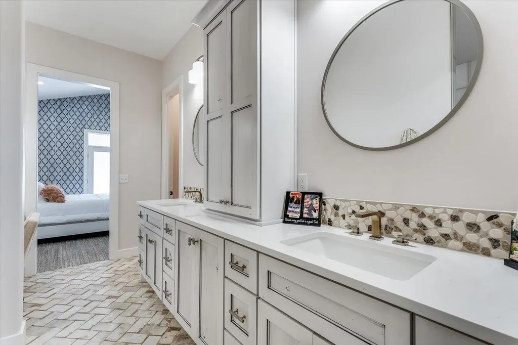 4015 N Fiddlers Cove Maize KS 67101