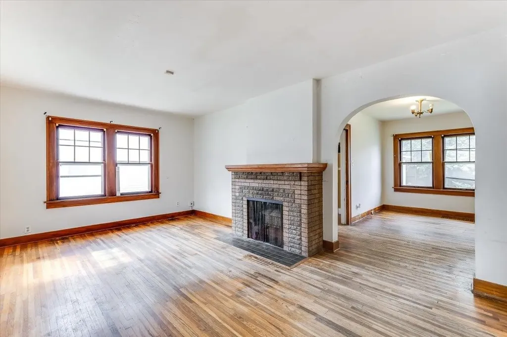 749 S Spruce Street Wichita KS 67211