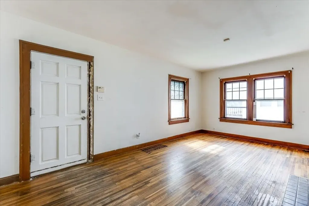 749 S Spruce Street Wichita KS 67211
