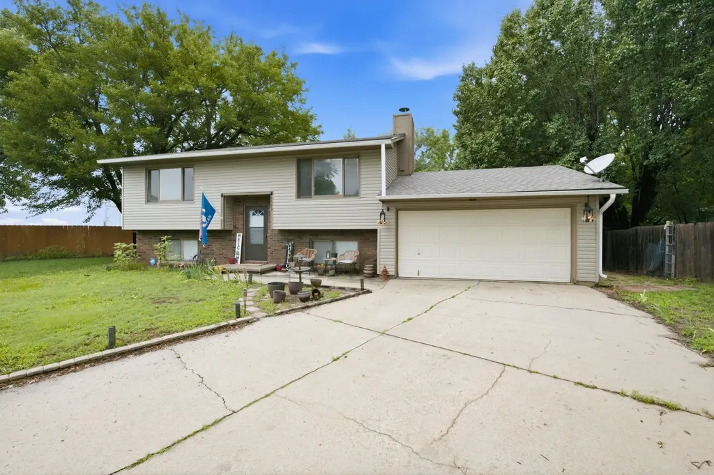 4523 S Washington Court Wichita KS 67216