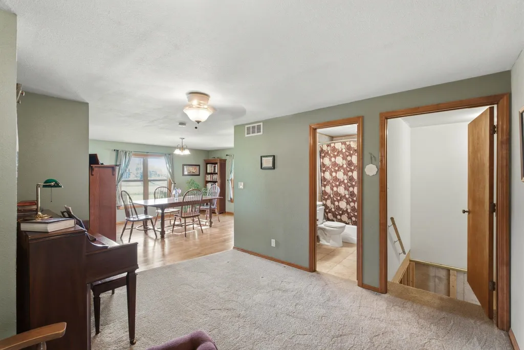 301 S Sunflower Lane Andover KS 67002