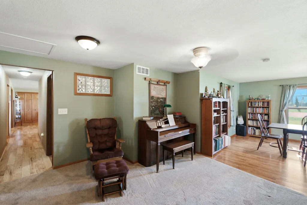 301 S Sunflower Lane Andover KS 67002