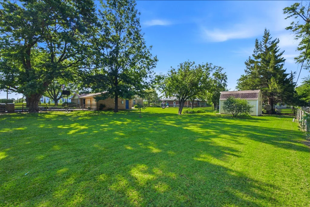 301 S Sunflower Lane Andover KS 67002
