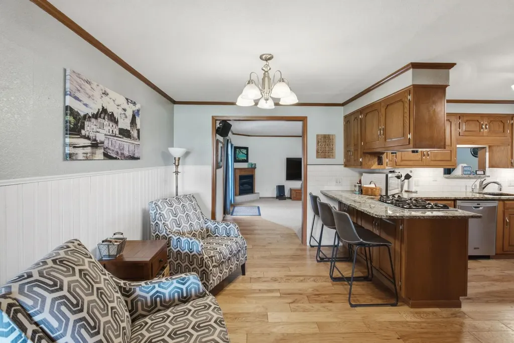 301 S Sunflower Lane Andover KS 67002
