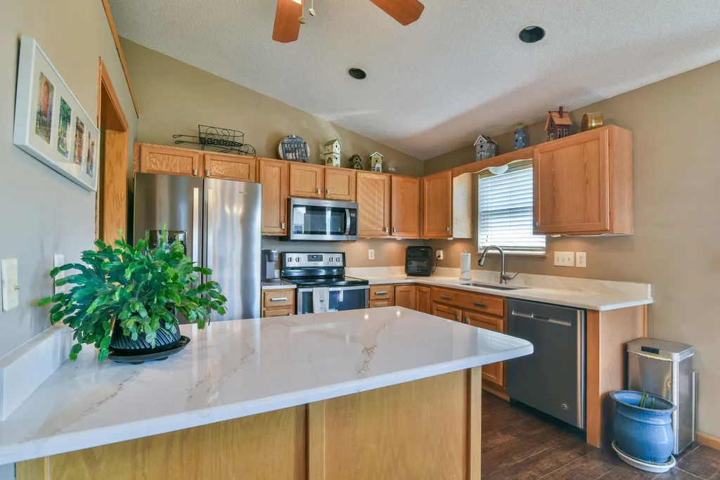 5122 N Blackhawk Wichita KS 67219