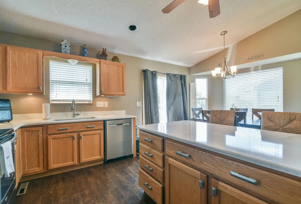 5122 N Blackhawk Wichita KS 67219
