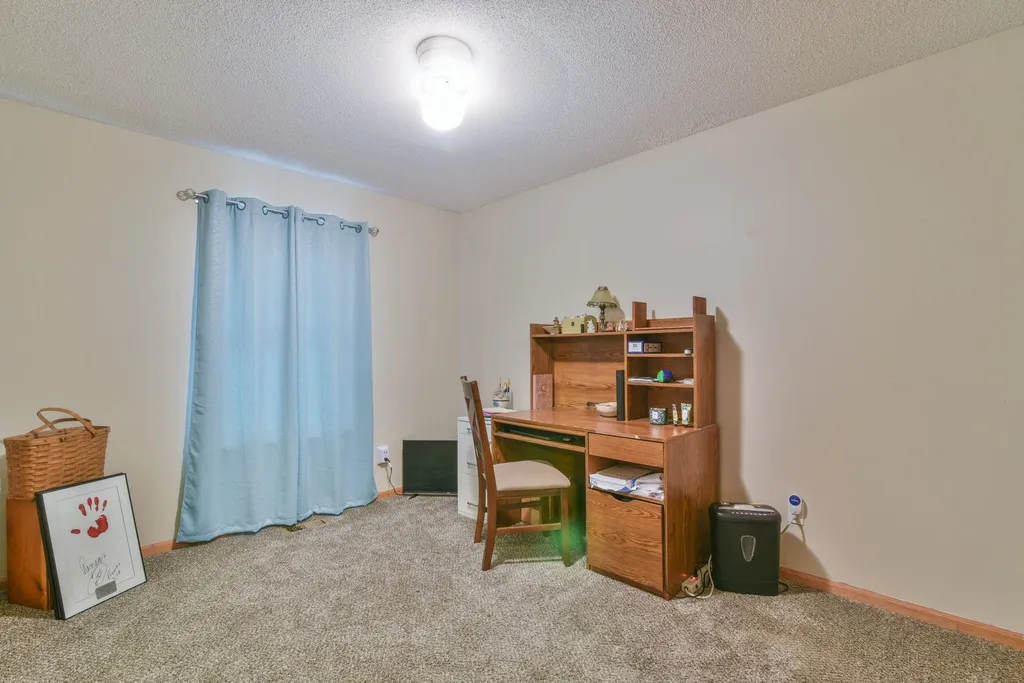 5122 N Blackhawk Wichita KS 67219