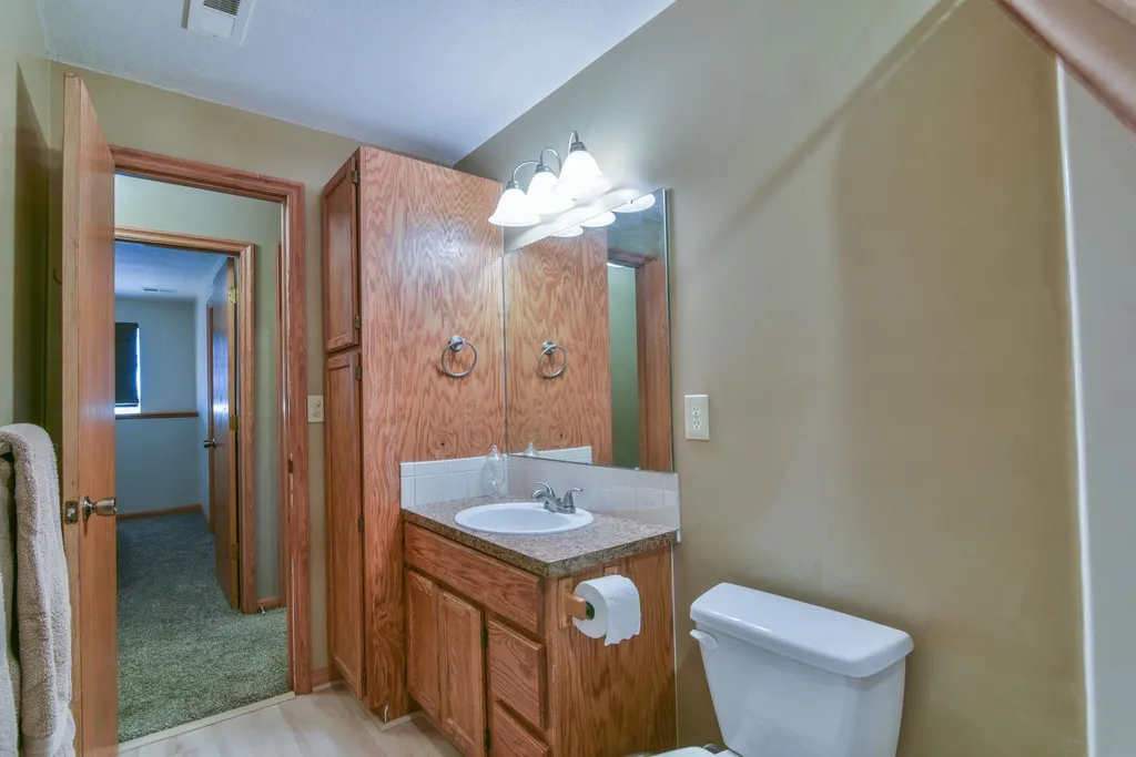 5122 N Blackhawk Wichita KS 67219