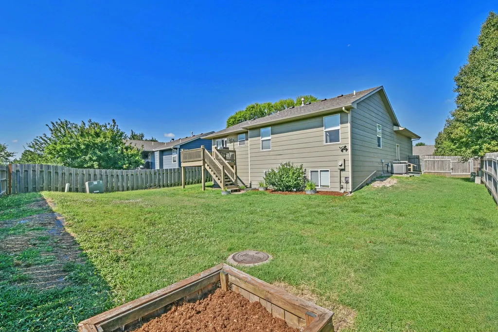 5122 N Blackhawk Wichita KS 67219
