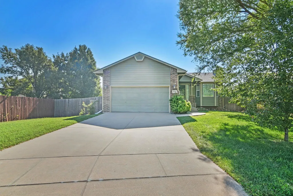 5122 N Blackhawk Wichita KS 67219