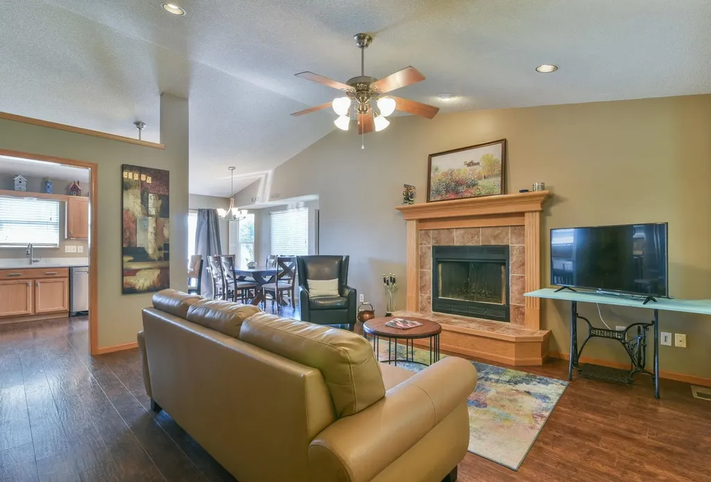 5122 N Blackhawk Wichita KS 67219