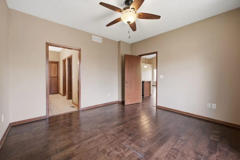 2406 N Woodridge Creek Wichita KS 67226