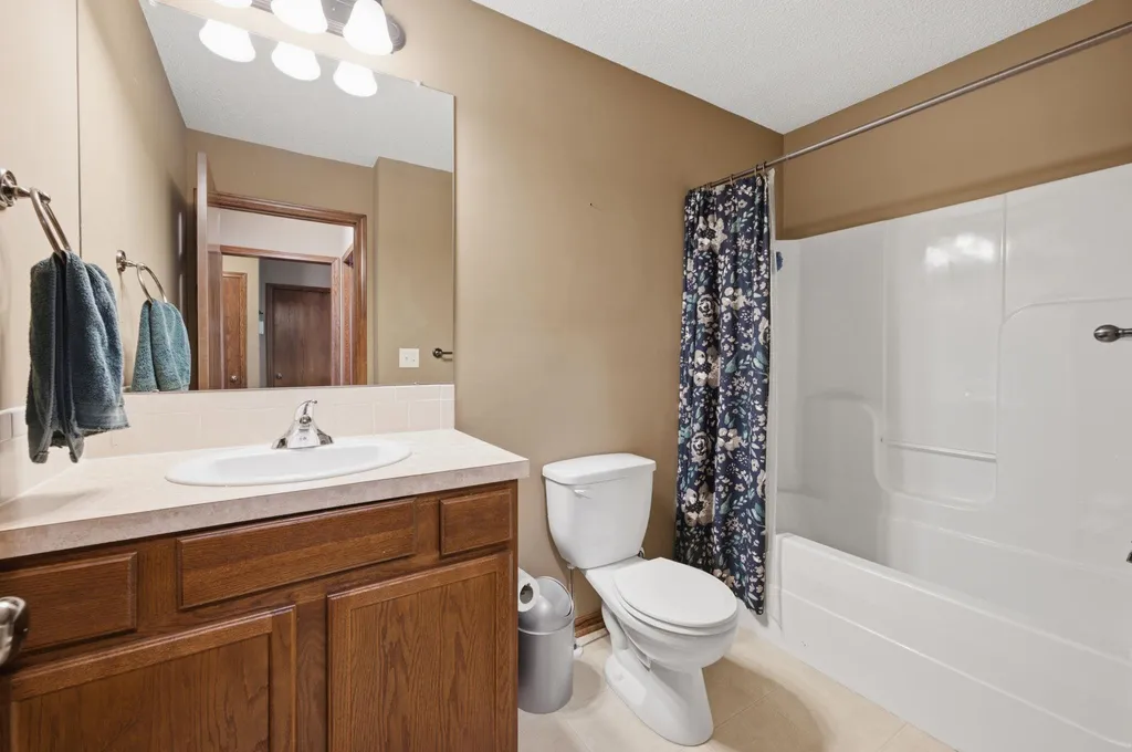 2406 N Woodridge Creek Wichita KS 67226