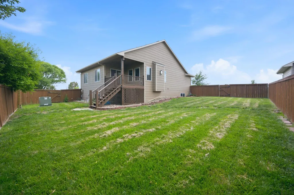 2406 N Woodridge Creek Wichita KS 67226