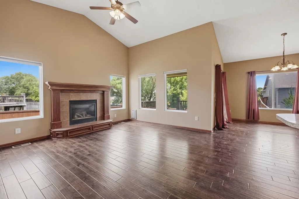2406 N Woodridge Creek Wichita KS 67226